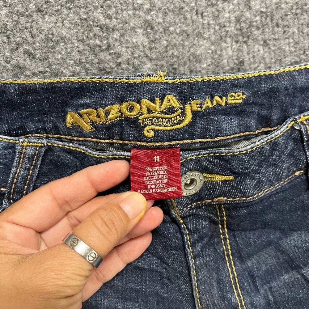 Arizona Shorts Womens Size 11 Dark Wash Denim Cuffed Low Rise Casual Denim
